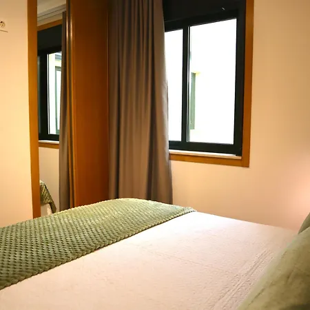 Atico & De Lujo Barreiros