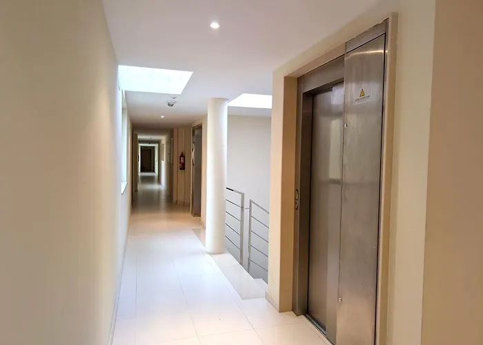 Atico & De Lujo * Barreiros